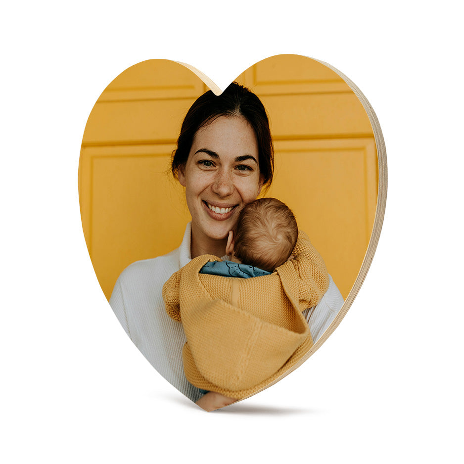 12 Inch Heart Print on Bright White Wood 40%